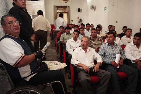 Consejo Taxista pide al Congreso no legalizar mototaxis