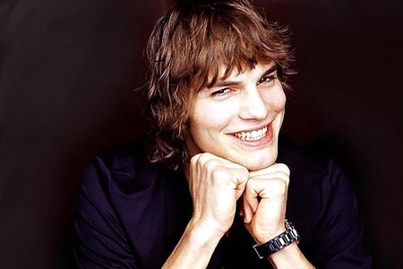 Ashton Kutcher se incorpora a Two and a half men