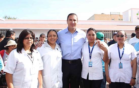 Moreno Valle inaugura tres centros de salud rehabilitados en Chiautzingo