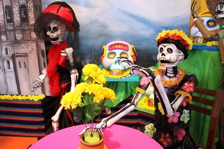 Exposición La Muerte es un Sueño, en las Galerías del Palacio