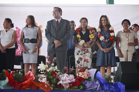Vázquez Mota otra vez haciendo campaña en Puebla