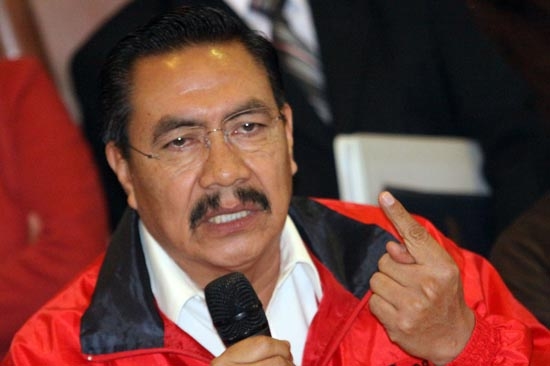 Cuco Rivas pierde amparo y ya no es líder del Sutcobp