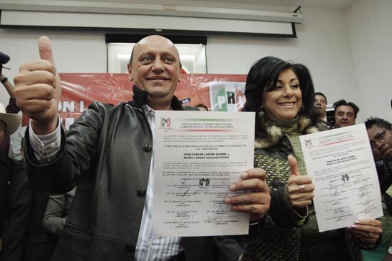 PRI: Lastiri recibe constancia de líder estatal