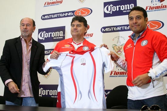 Lobos BUAP presentó a Sergio Orduña como nuevo DT