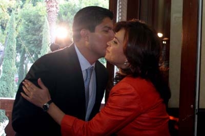 Alcalá y Rivera acuerdan que no habrá nuevos impuestos en 2011