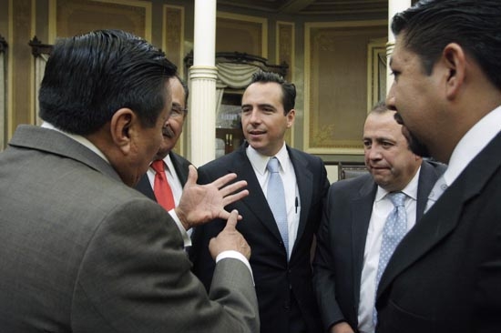 PRI excluye de presupuesto crédito de 2.5 mil mdp para Moreno Valle