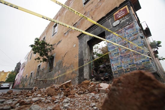 Rivera analiza expropiación de casonas por riesgo de desplome