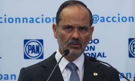 PAN y PRD irán juntos en reforma energética: Gustavo Madero