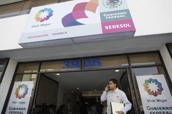 De la Sierra denuncia que la SEDESOL hace campaña a favor del PAN