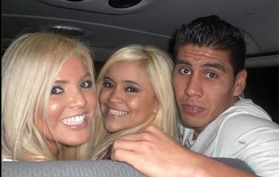 Travesti teme venganza de Carlos Salcido