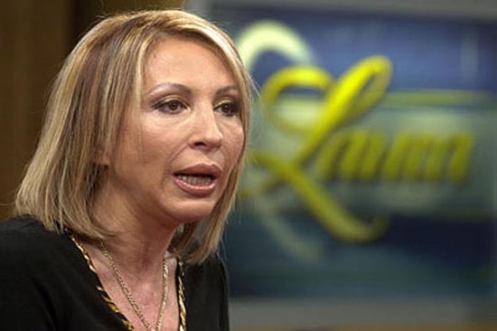 Laura Bozzo al suelo en su primer programa