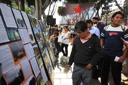 Simpatizantes del EZLN conmemoran 29 años del inicio del movimiento zapatista