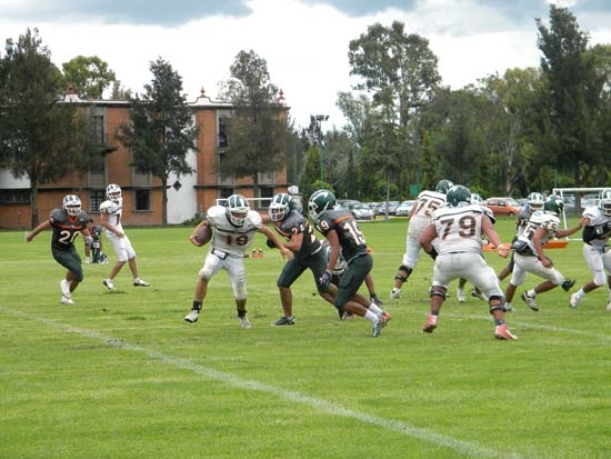 Aztecas UDLAP se prepara para iniciar el torneo CONADEIP