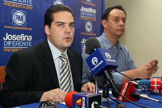Detrás de Fernando Morales está “la mano que le da de comer”: PAN