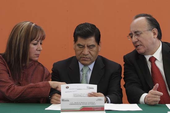 Marín dará 9 notarias en su sexenio; PAN pide transparencia