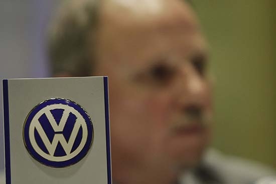 Volkswagen de México anuncia despido de mil obreros eventuales