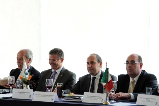 Fernando Manzanilla se reunió con representantes de Canacintra