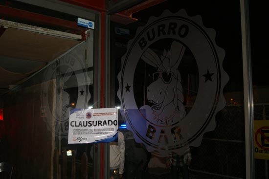 San Andrés Cholula clausura 6 bares