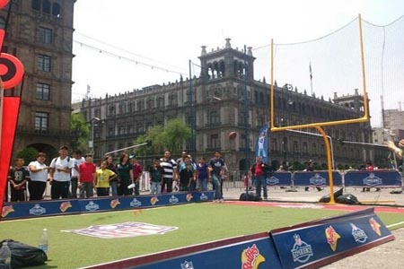 NFL Experience llega al zócalo del DF