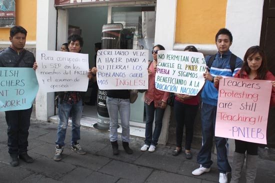La rebelión de los maestros de inglés en Puebla