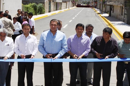 Moreno Valle impulsa obras en colonias populares de la capital