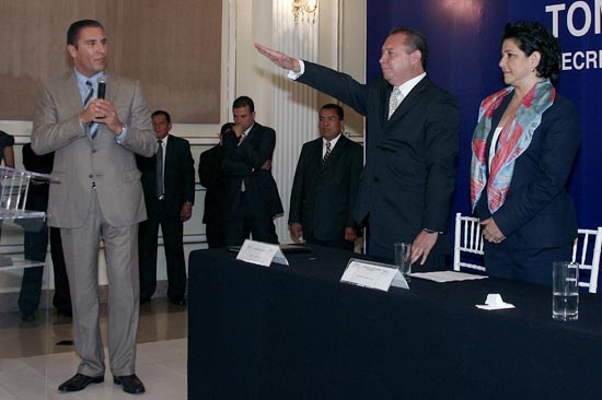 Arabian, delegada de Sedesol; Gordillo se queda en Sedeso