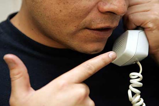 40% de víctimas de extorsiones telefónicas pagan lo que les piden