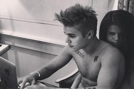 Justin Bieber presume foto con Selena Gomez