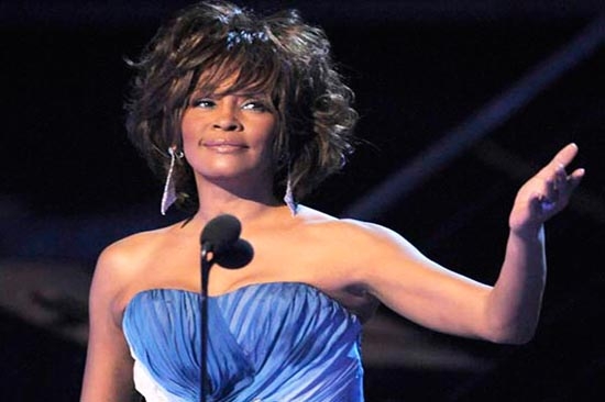 Whitney Houston, confirman muerte por ahogamiento