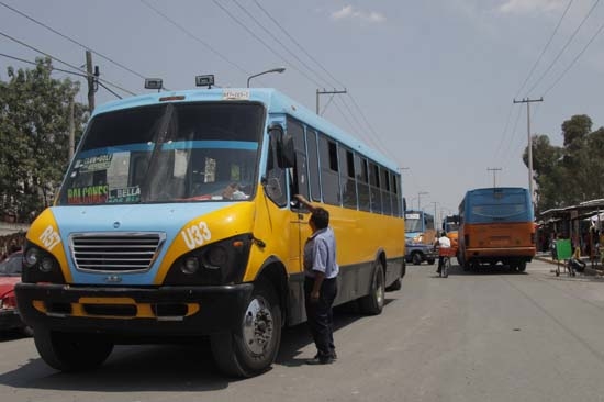 Sí habrá reemplacamiento para transporte público en Puebla