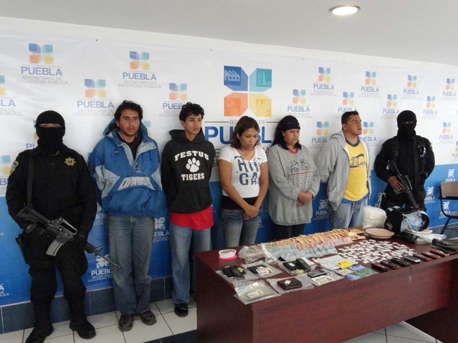 Caen dos mujeres narcomenudistas en Chignahuapan