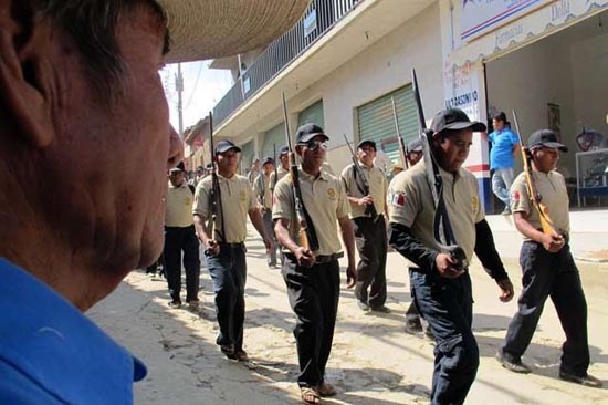 Pueblo de Guerrero crea su policía autónoma y comunitaria