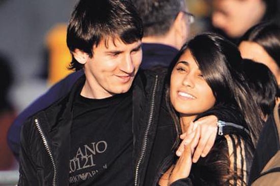 Leo Messi se va al circo con su novia