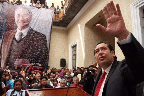 Leobardo Soto pide a Zavala desistir del Senado porque va a perder