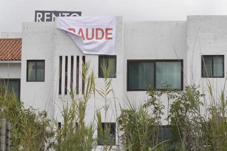 La Vista, crece conflicto por construcción de torres