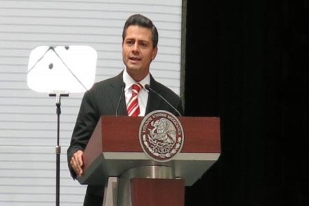 El Ejecutivo ya no dará ni renovará concesiones: Peña Nieto