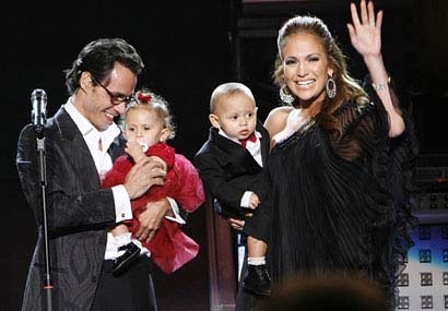 JLo y gemelos, la nueva imagen de Gucci