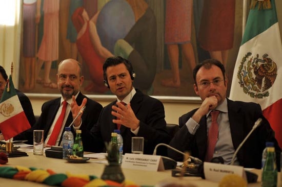 Enrique Peña Nieto concluye gira por Europa