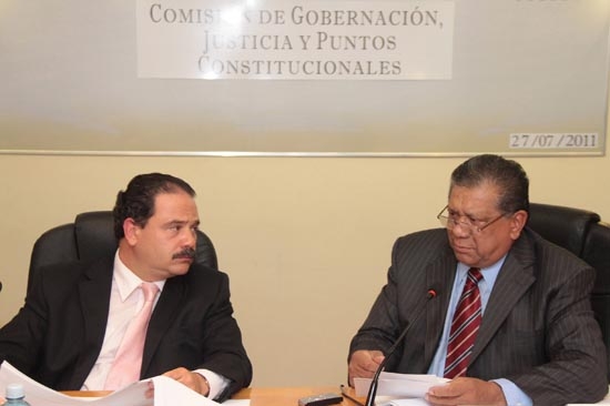 Diputados avalan minigobernador; van por más dinero para partidos