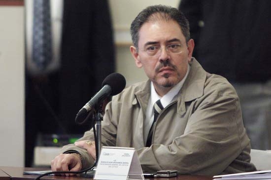 Gobierno y empresarios se contradicen sobre extorsiones