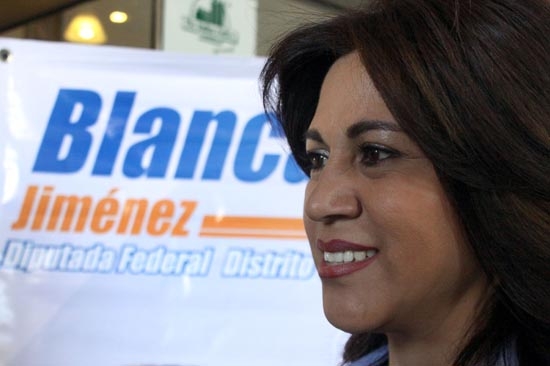 Blanca Jiménez quiere: ser diputada martes y jueves; el resto de la semana, líder del PAN