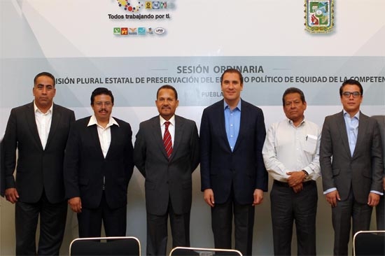 PAN califica de “berrinche” el abandono del PRI al adéndum del Pacto por México en Puebla
