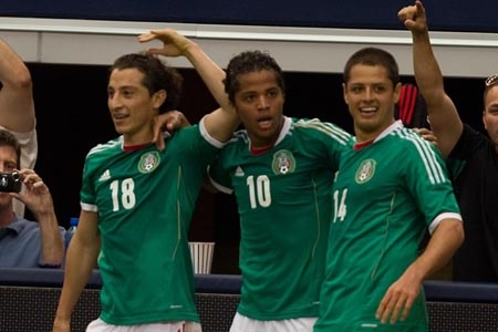 México derrotó 2-0 a Brasil