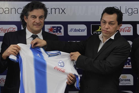 La Franja presentó a Rubén Omar Romano como nuevo DT