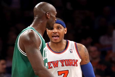 NBA: Kevin Garnett y Carmelo Anthony pelean por una mujer