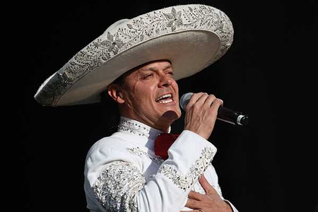 Feria de Puebla 2013: Pedro Fernández llega este 20 de abril al palenque