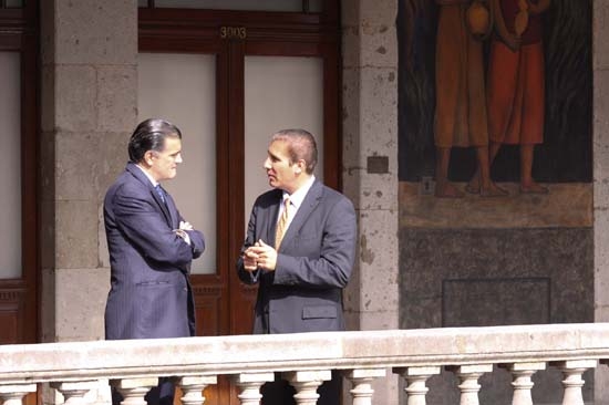 Moreno Valle presenta su reforma educativa a SEP federal