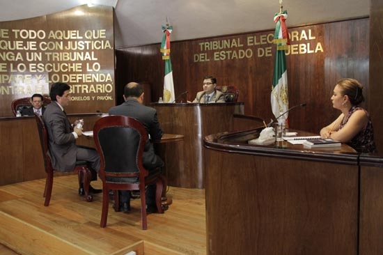 TEE exonera a presidente el IEE por su intención de transferir votos