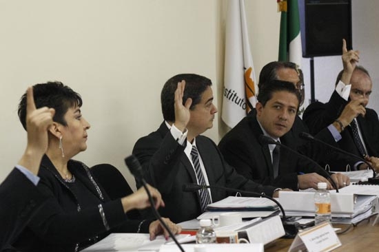 21 mdp tope de precampaña para diputaciones y alcaldías en Puebla