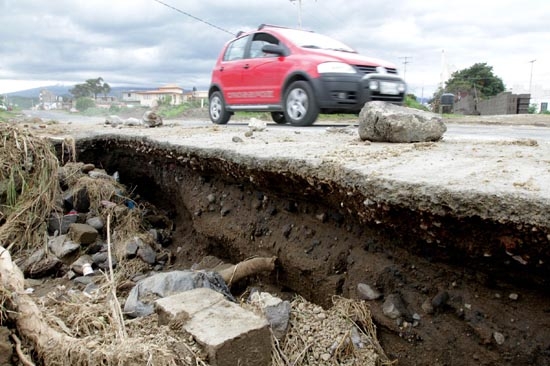 Puebla necesita 430 mdp para reparar carreteras dañadas por lluvias